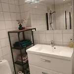 Romslig Pa Traeleborg I Tønsberg