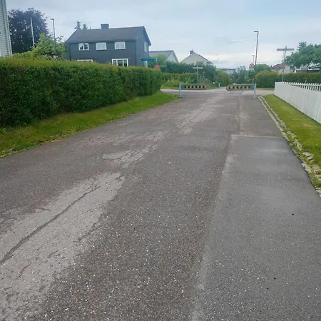 Romslig Pa Traeleborg I Tønsberg