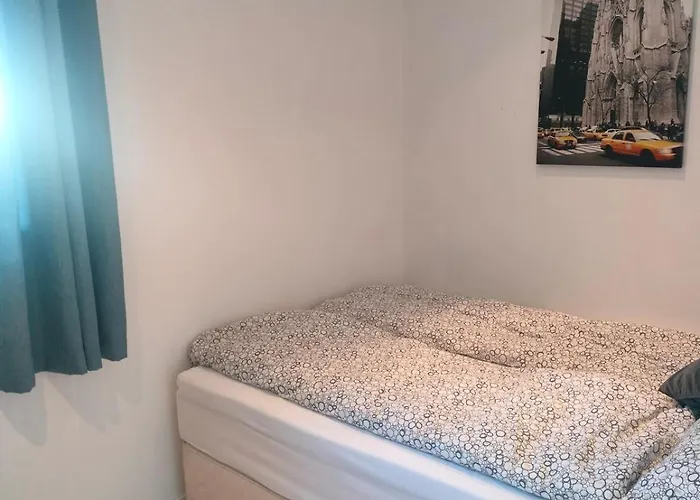 Lägenhet Romslig Pa Traeleborg I *