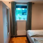 Romslig Pa Traeleborg I Apartmán Tønsberg